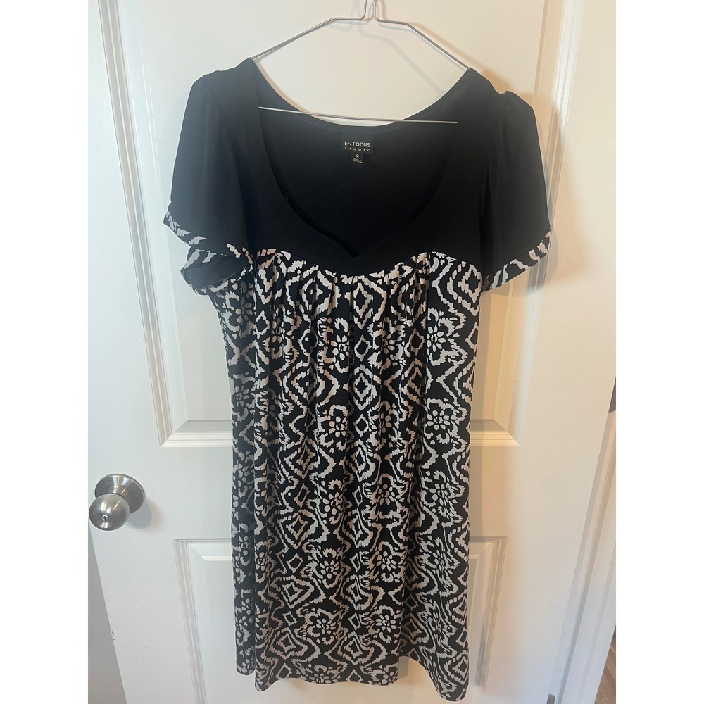 En Focus Studio Womens Dress Geometric Print Empire Waist Black White‎ Size 12